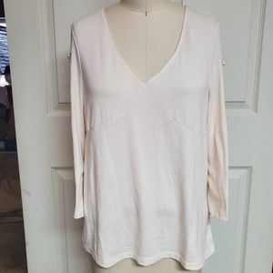 One step up v neck t shirt